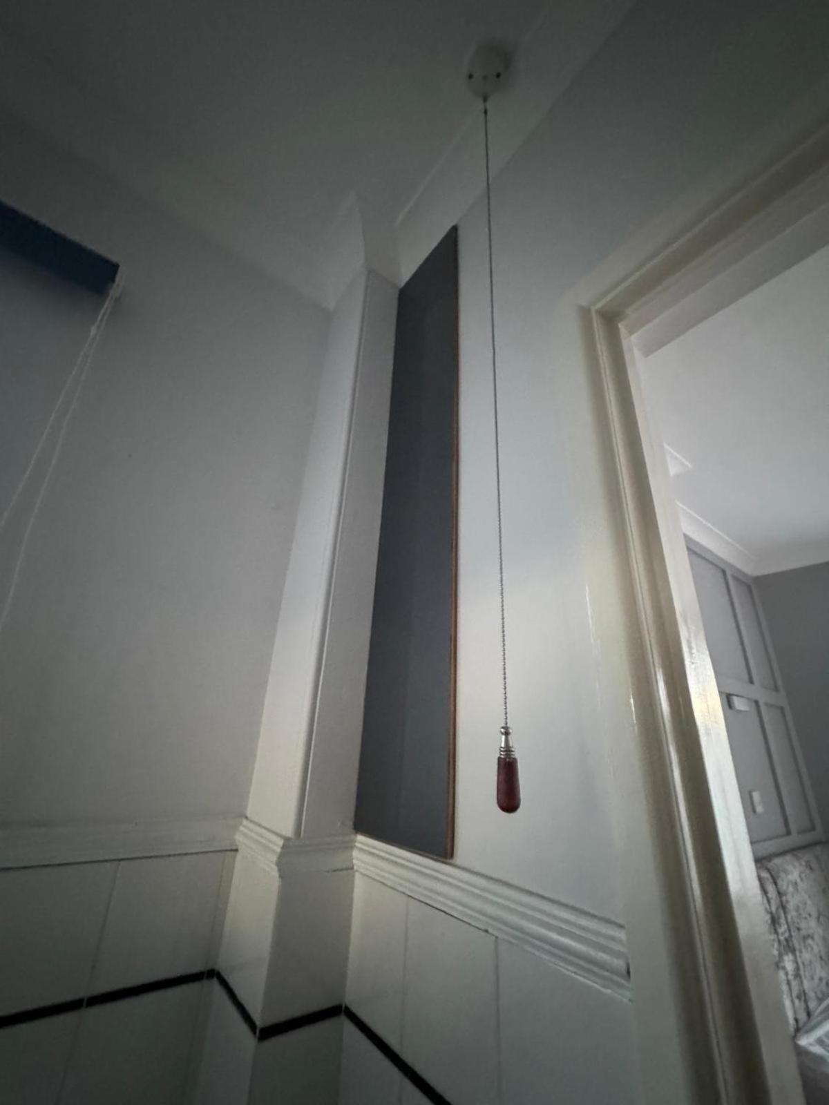 Newton House 4*