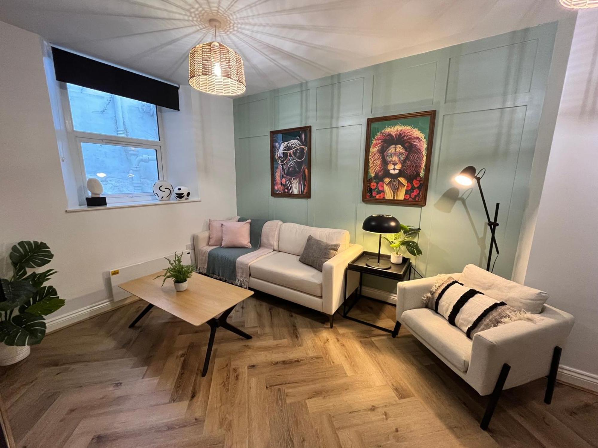 Heart Of By Harbourside, Perfect Location! Apartment