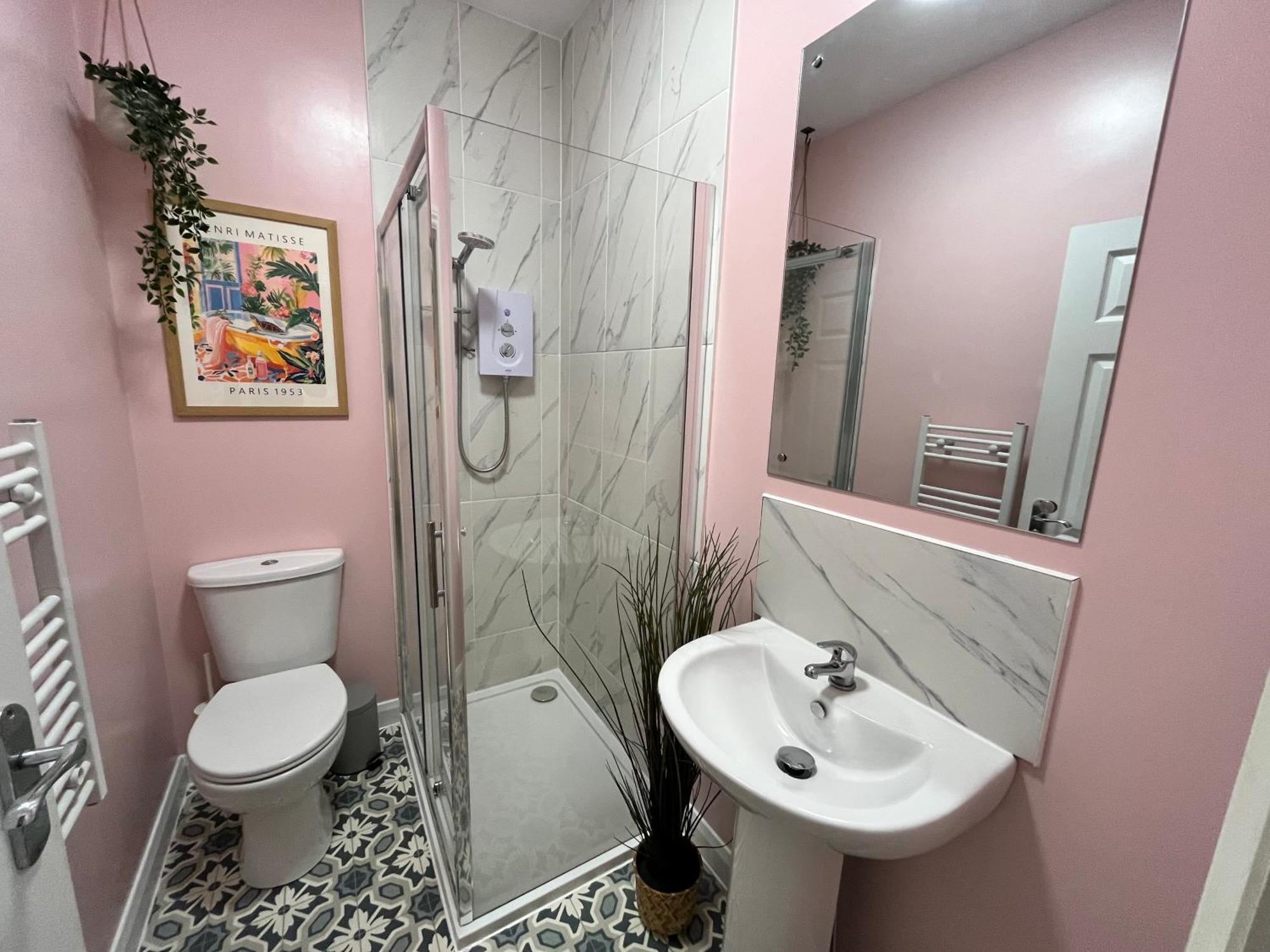 Heart Of By Harbourside, Perfect Location! Apartment
