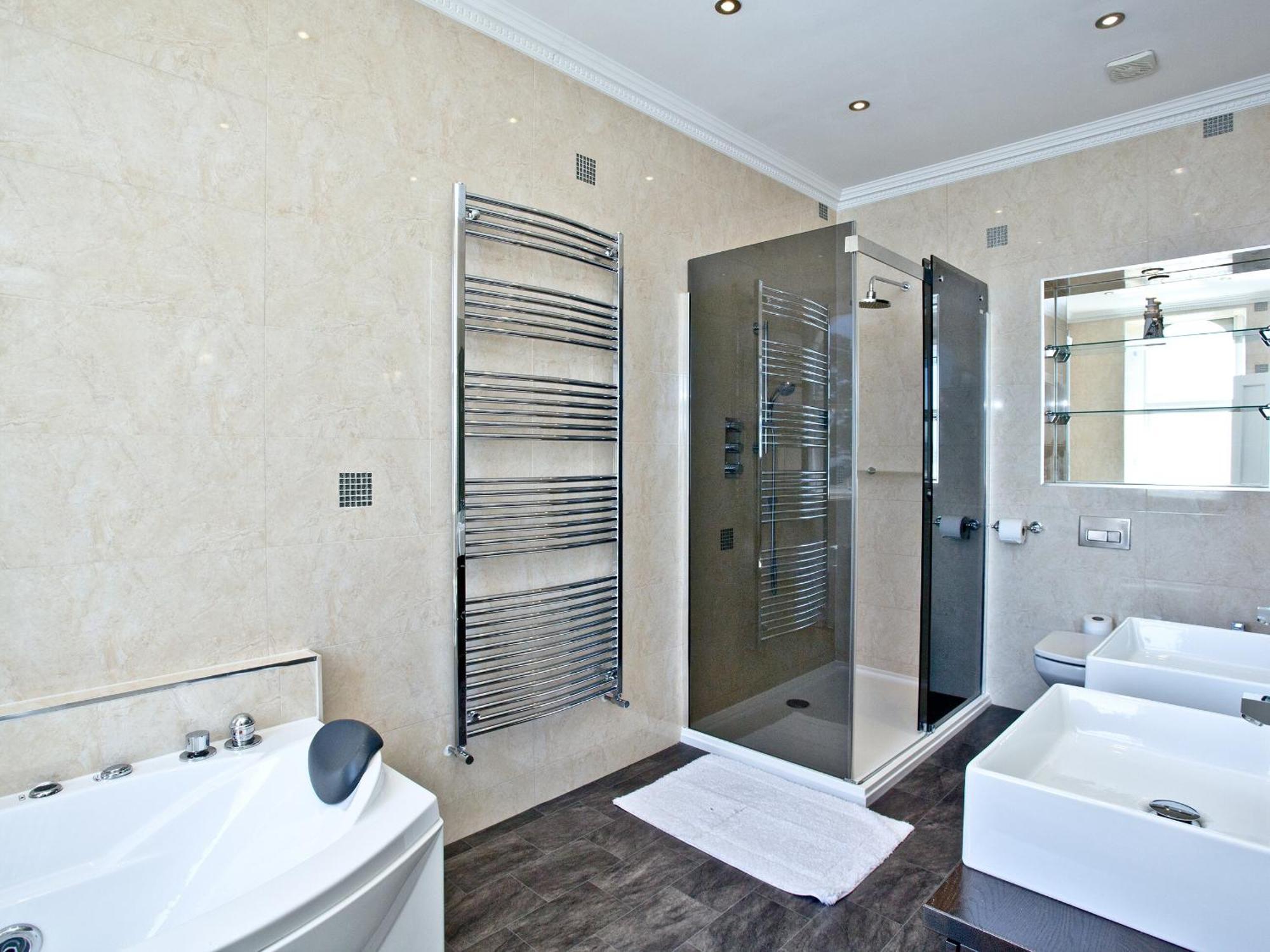 Riviera Mansion, Holiday home Torquay