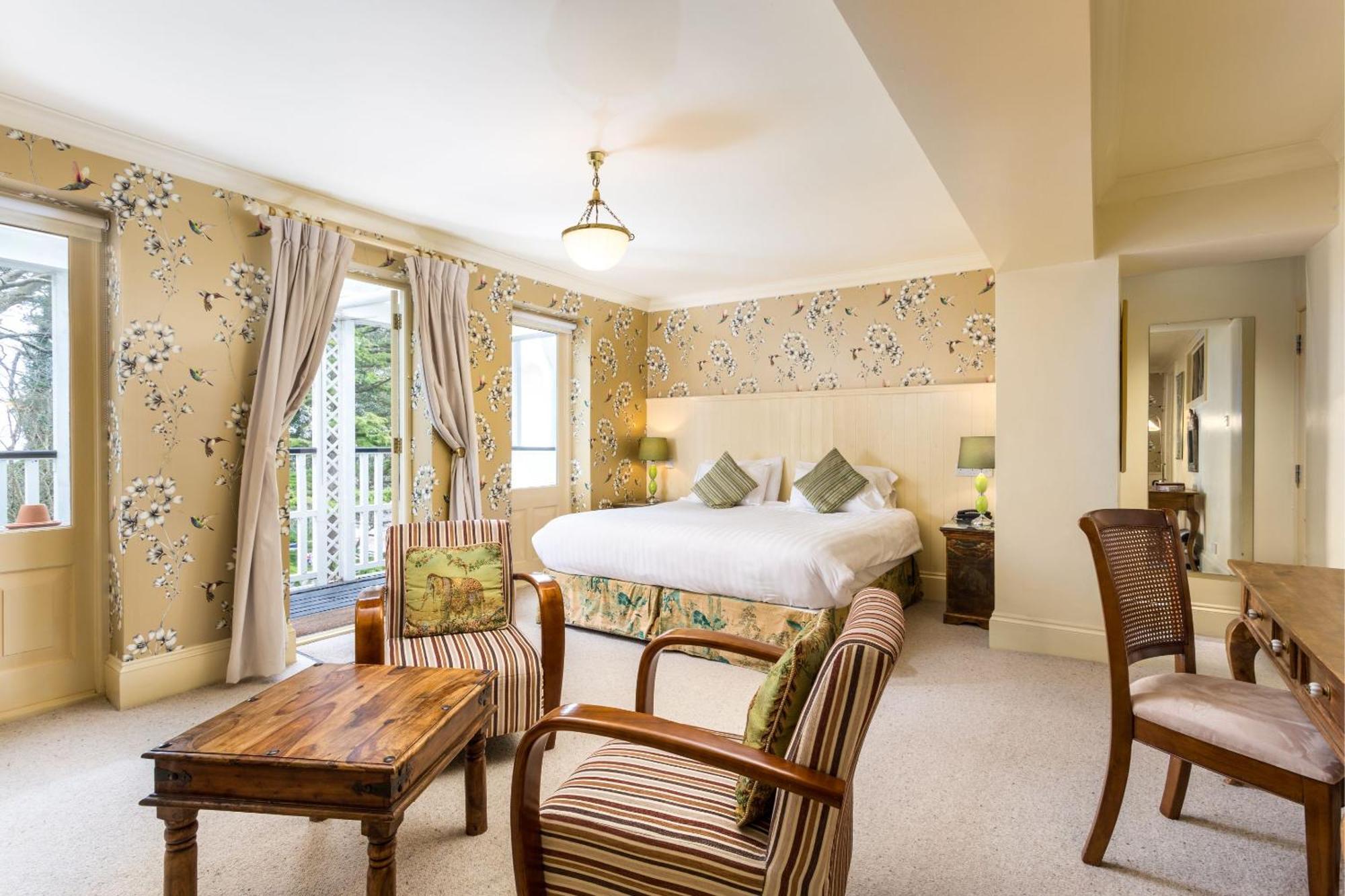 Orestone Manor