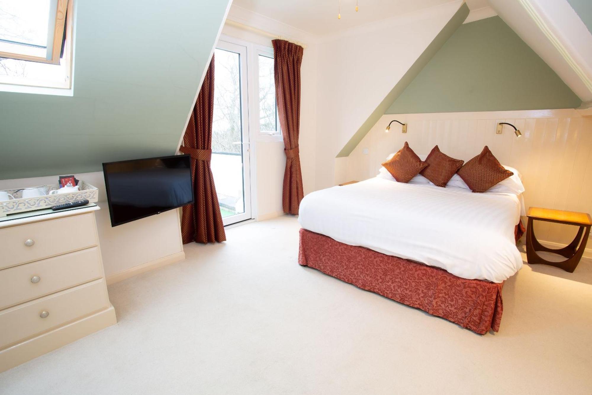 Hotel Orestone Manor