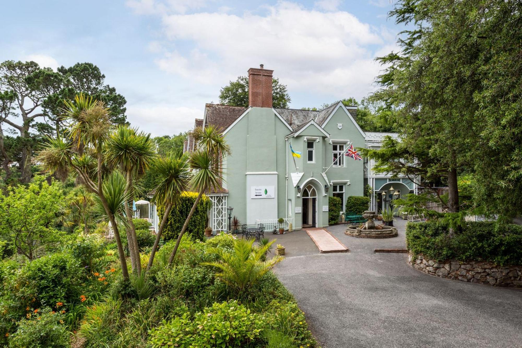 Orestone Manor 4*