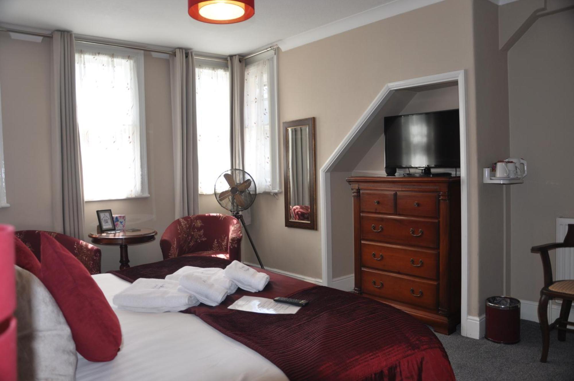 Hotel Peppers 4*