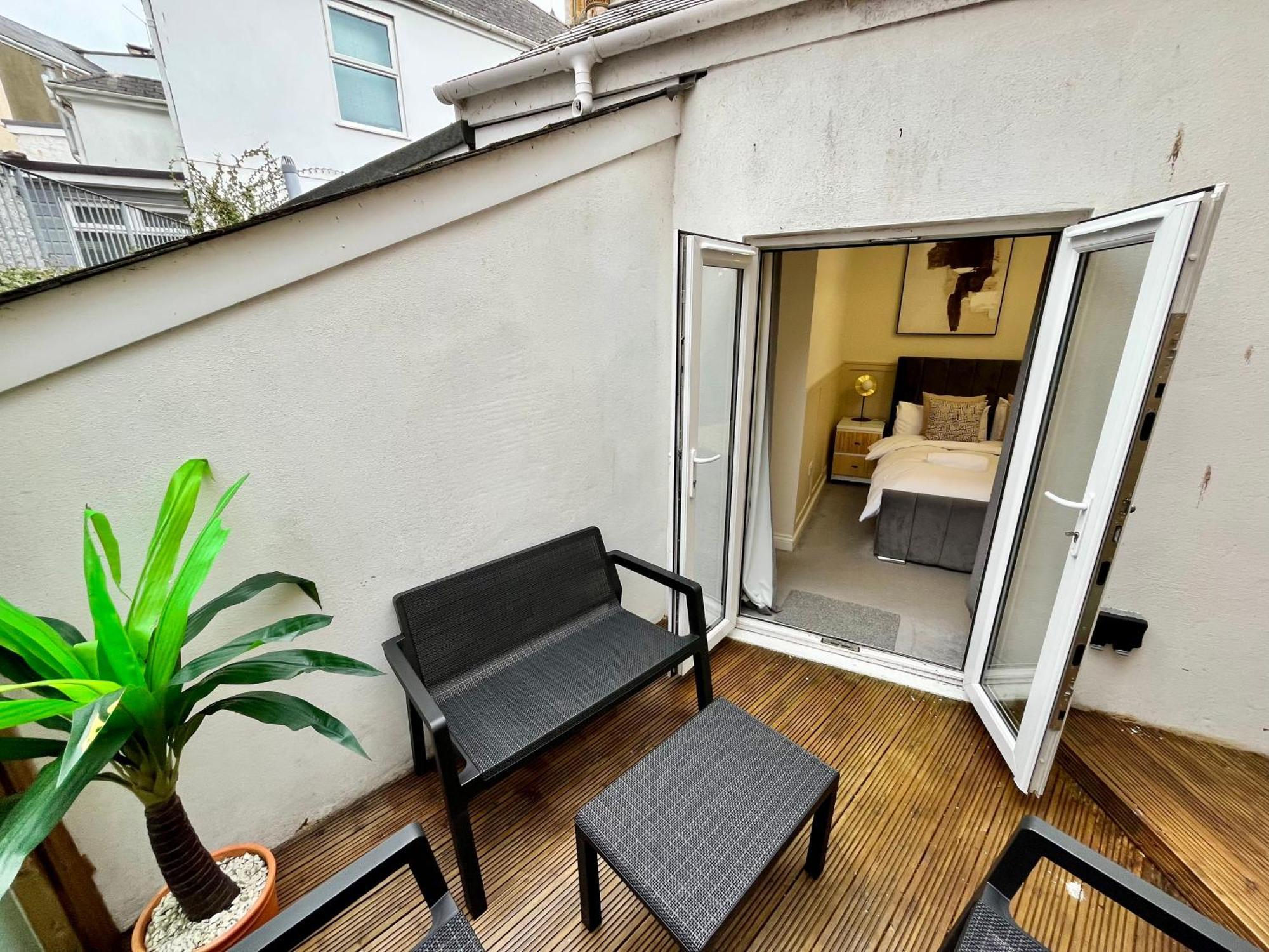 Apartment Heart Of By Harbourside, Perfect Location!
