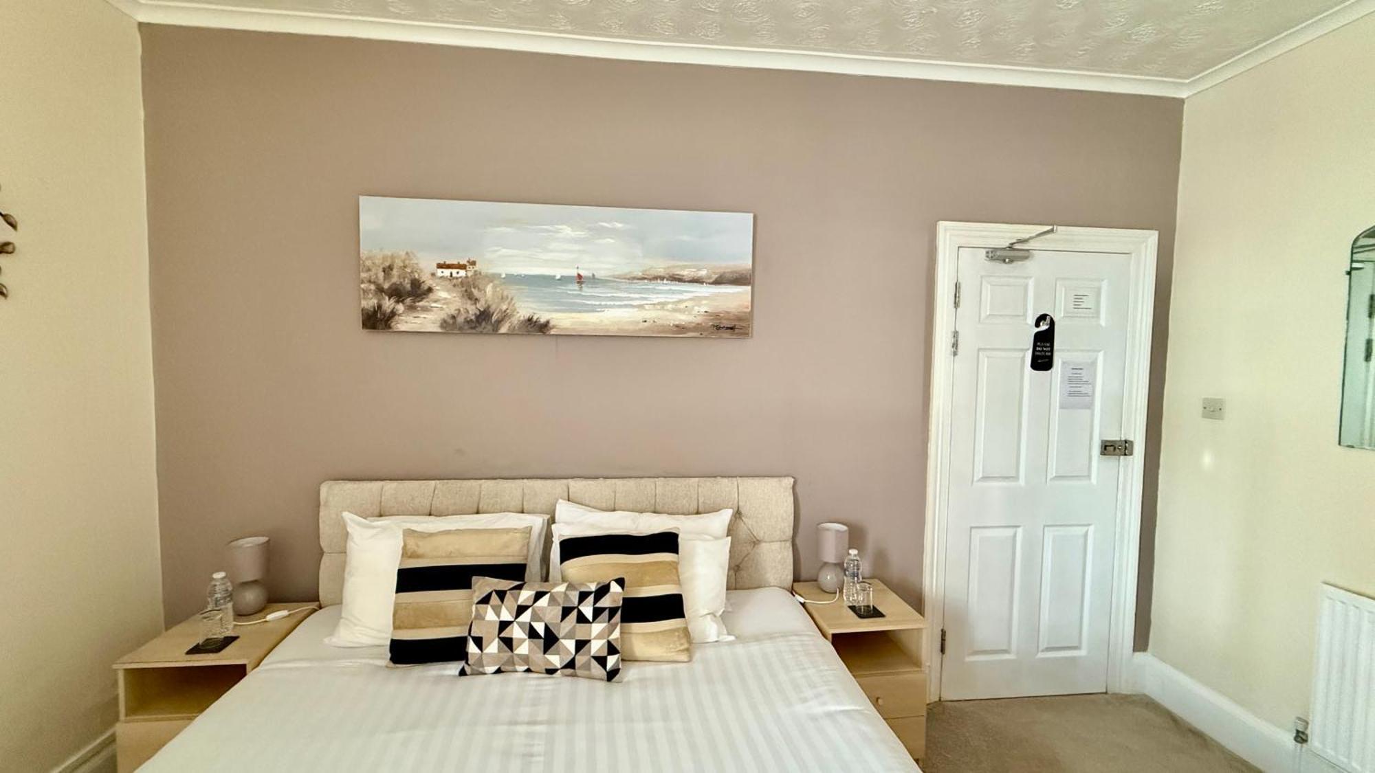 Tusker (adults Only) Guest house Torquay
