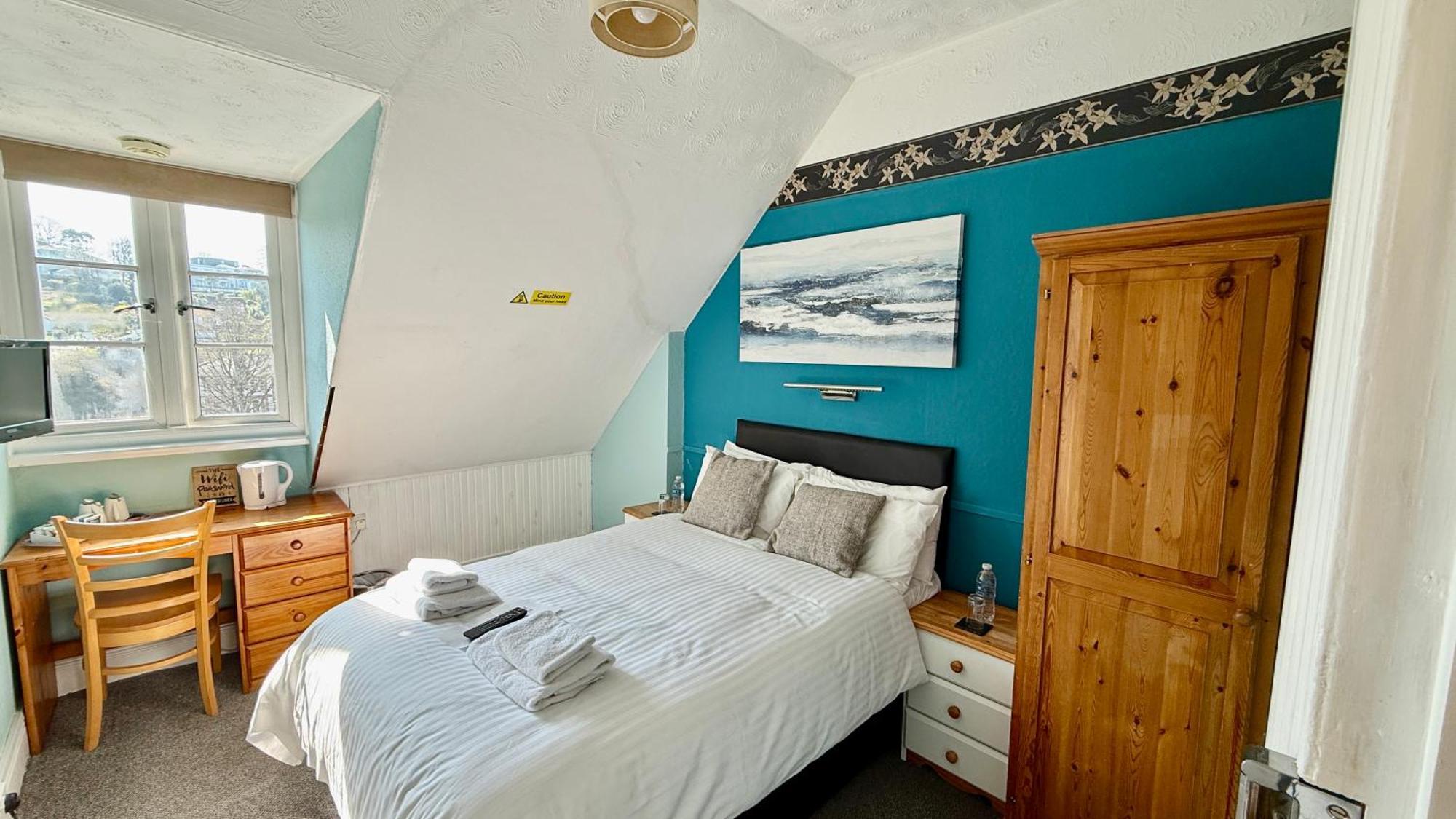 Tusker (adults Only) Guest house Torquay