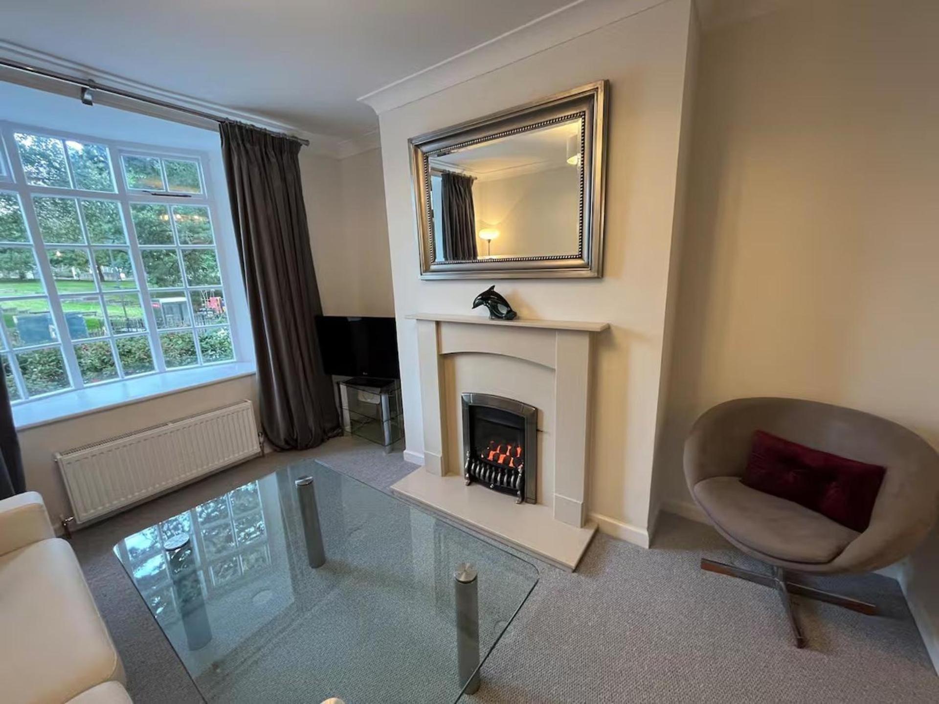 Casa de férias Charming 3-bed - Private Garden & Parking Torquay