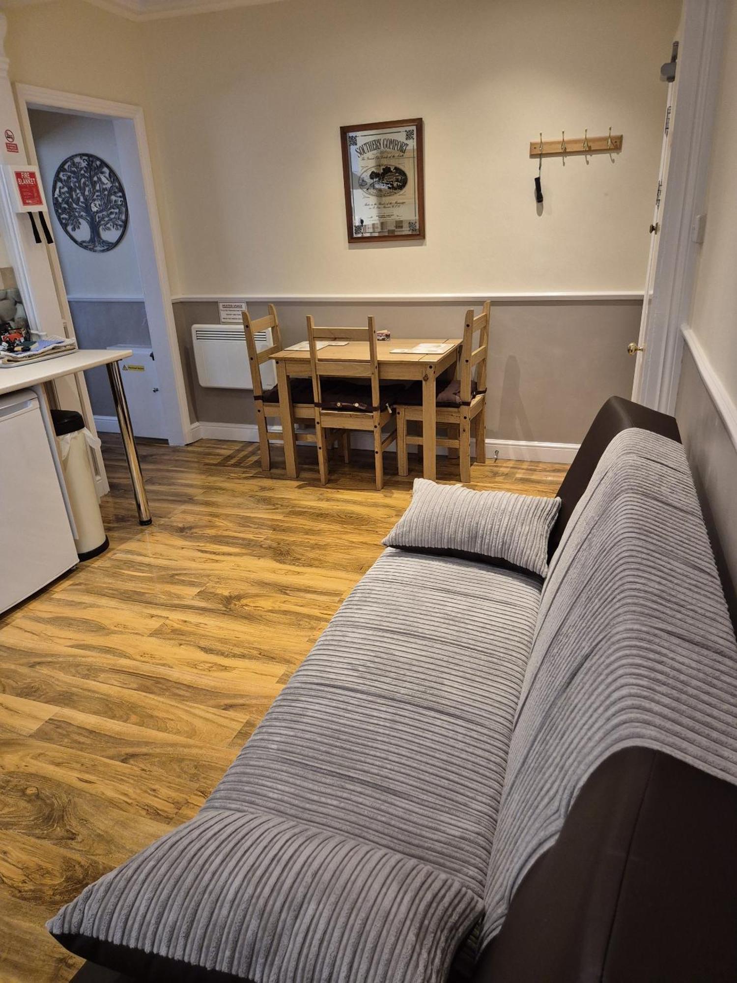 Apartamento Appletorre House Flats - Pet Friendly And Private Parking Torquay