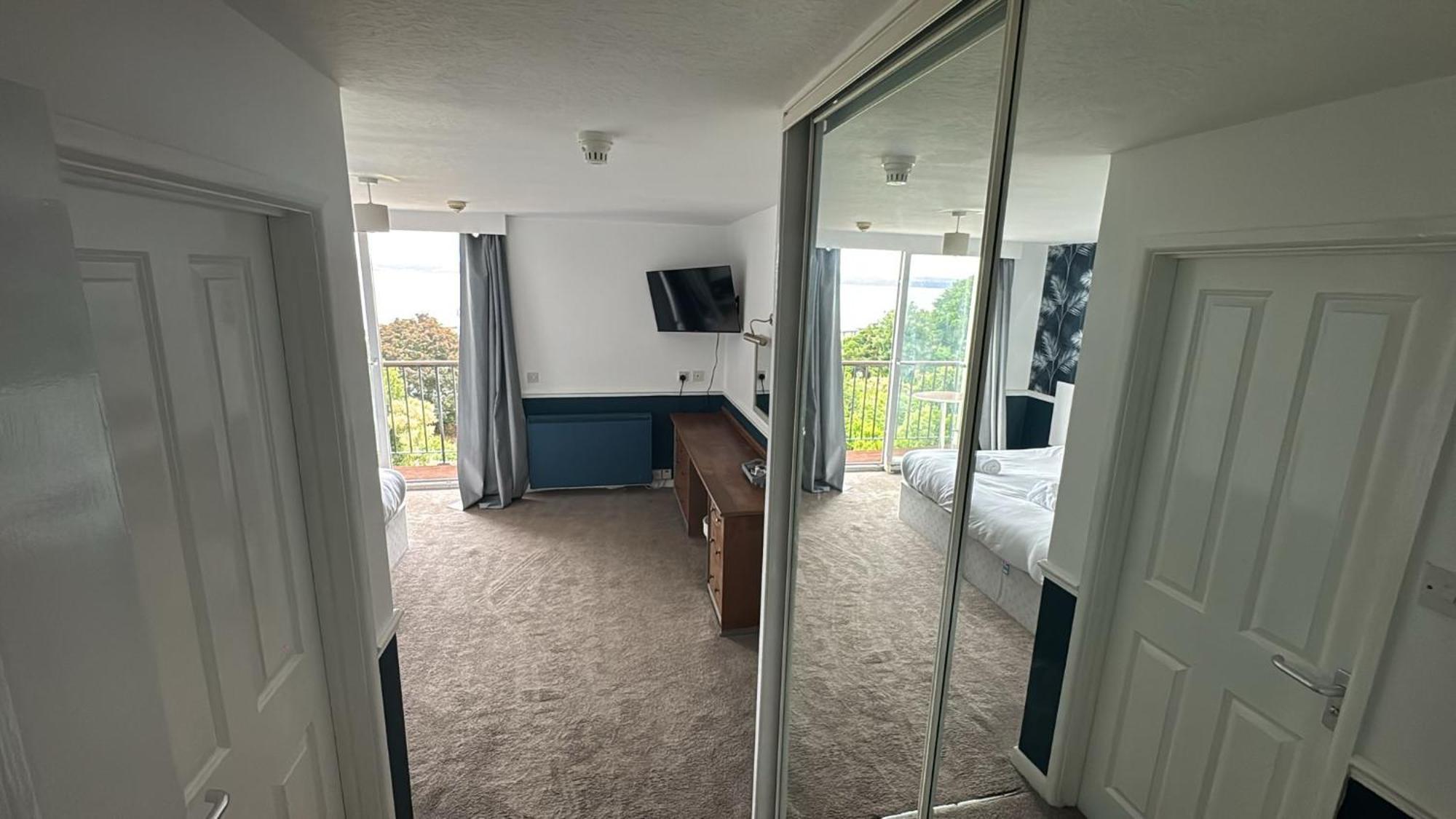Hotel Diamond 2*