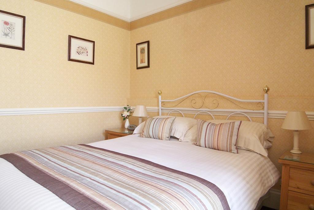 The Baytree - Exclusively For Adults Guest house 4*
