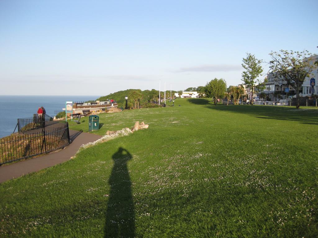 The Babbacombe 3*