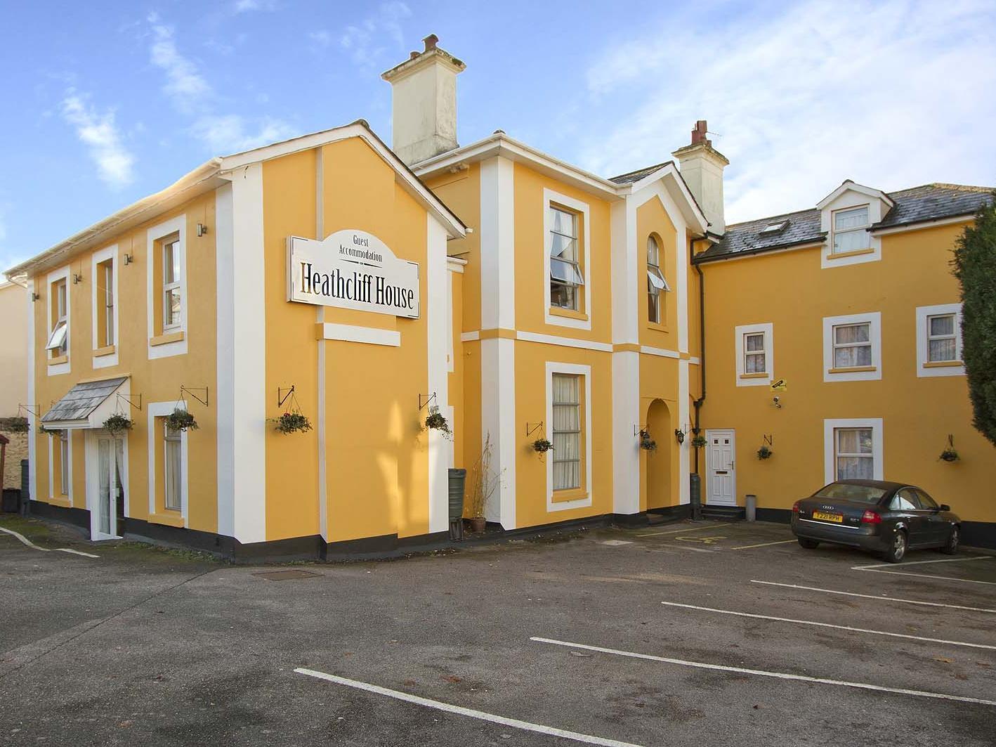 Guest house Heathcliff House Exclusively For Adults Free Large Carpark