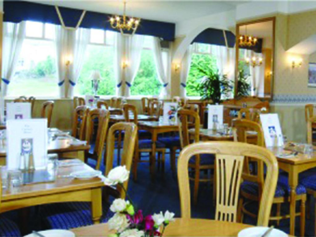 Riviera 3*