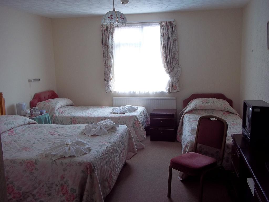 Ashley Court 2*