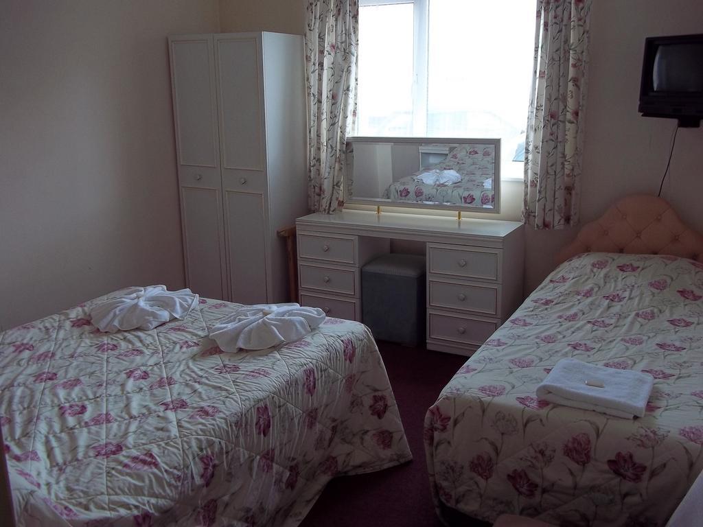 Hotel Ashley Court 2*