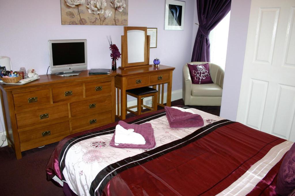 Guest house Exton House 4*