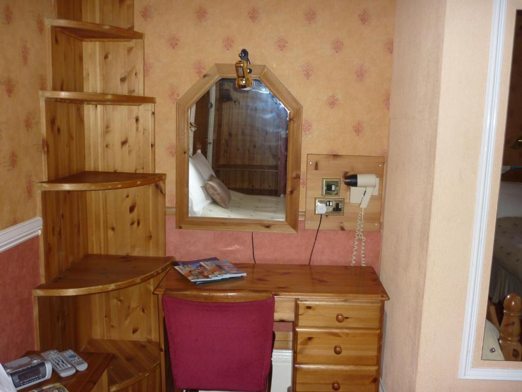 Bed & Breakfast Ashwood Grange 4*