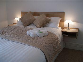 Riviera Nights Guest house 3*