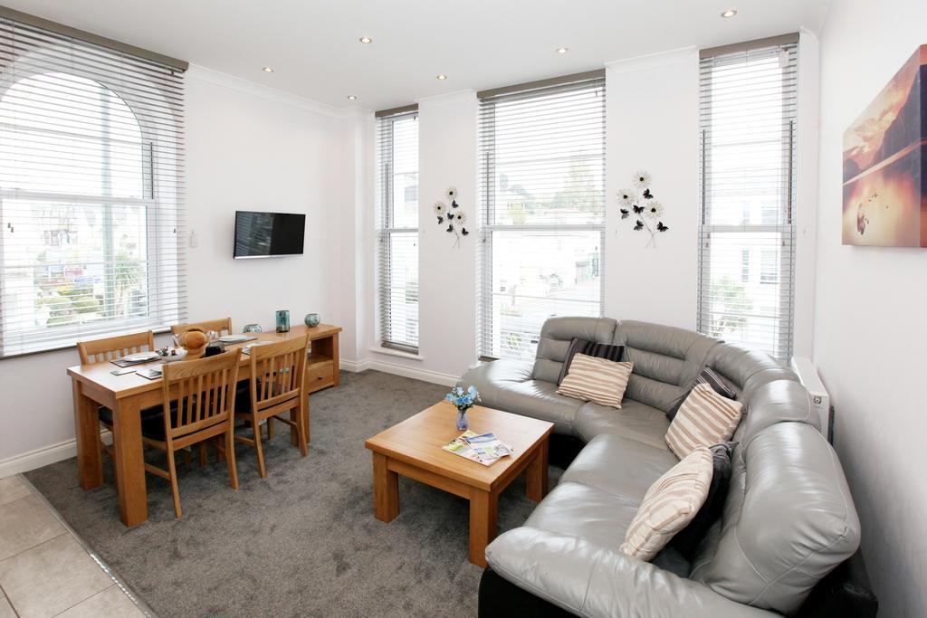 Austens Apartment *