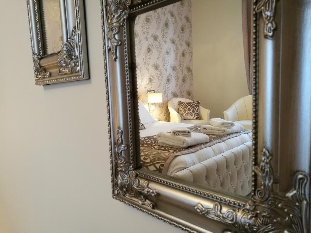 The Devon Court 3* Torquay