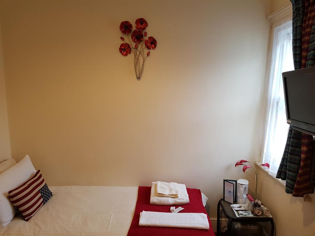 The Palms 3* Torquay
