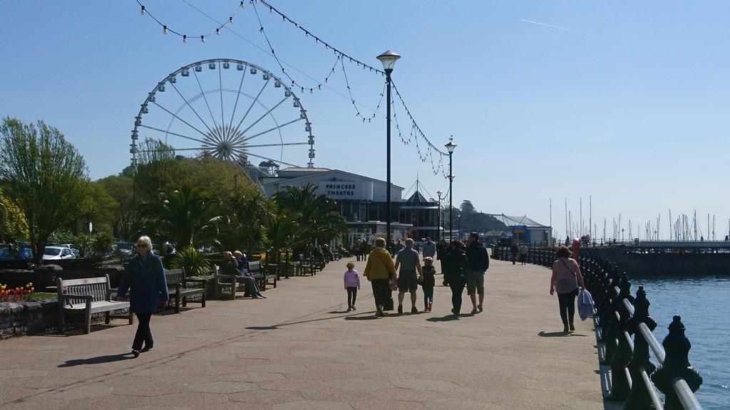 Heathcliff House Exclusively For Adults Free Large Carpark Torquay