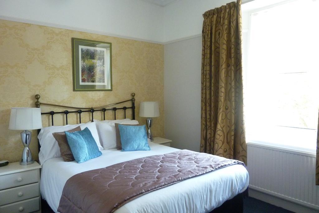 The Iona Guest house Torquay