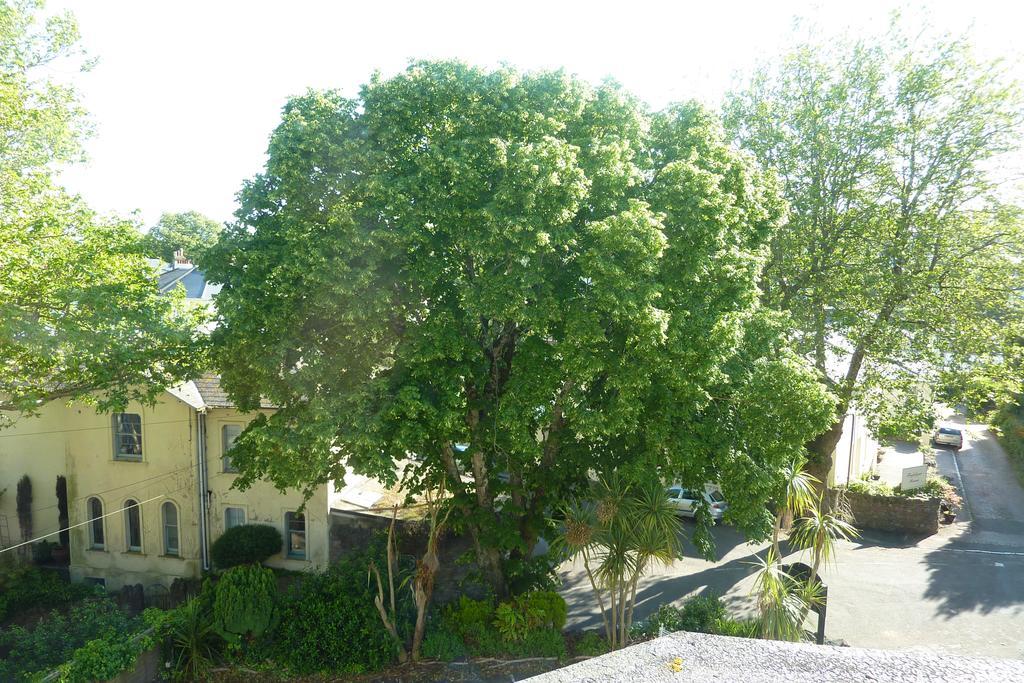 The Iona Guest house