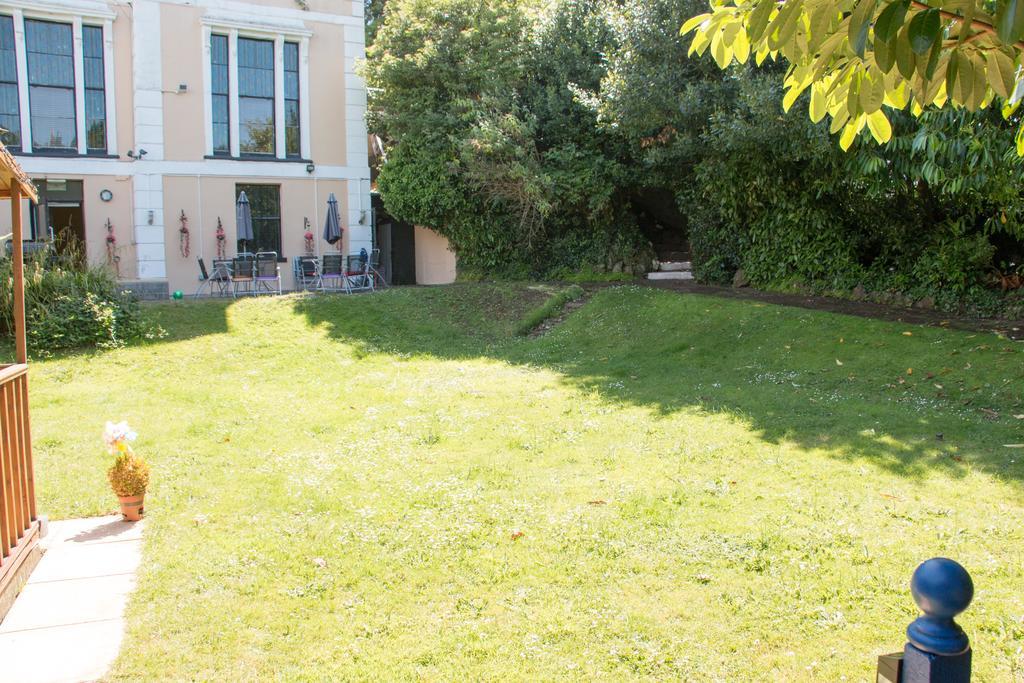 Le Papillon Guest house *