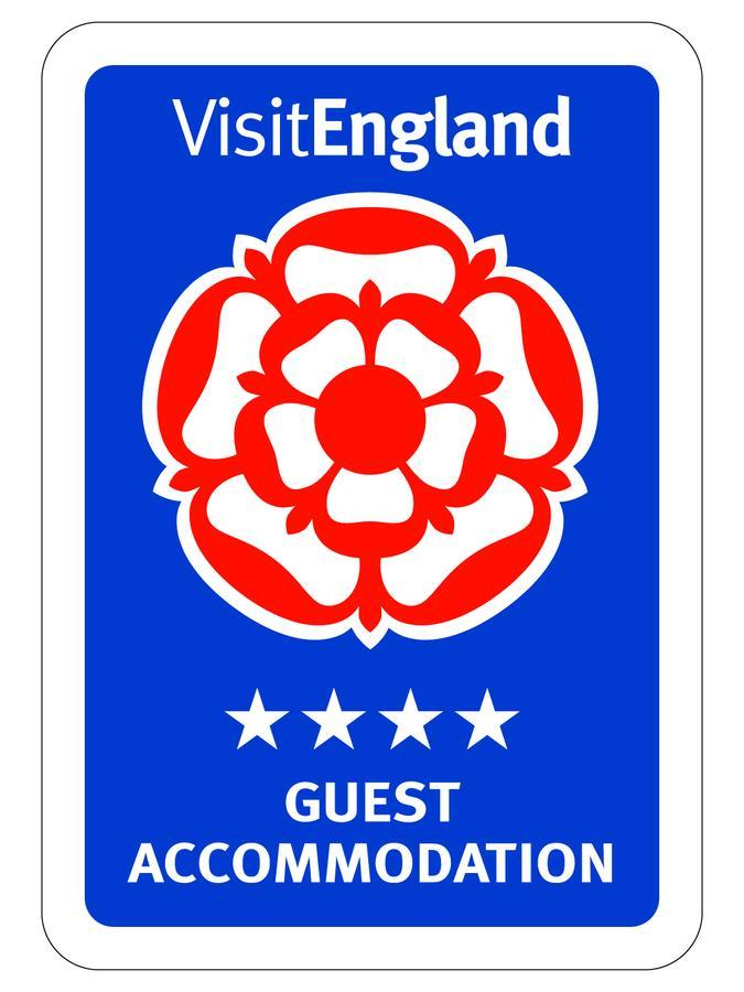 Guest house Heathcliff House Exclusively For Adults Free Large Carpark