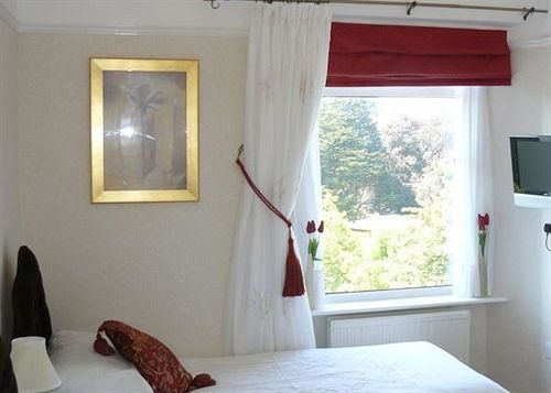 Ferndale Bed & Breakfast 4*