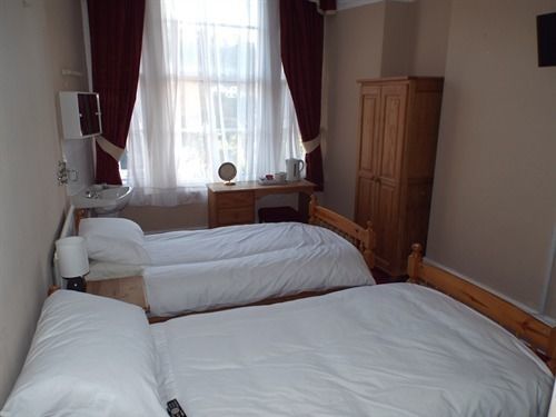 Clifton Grove 2*