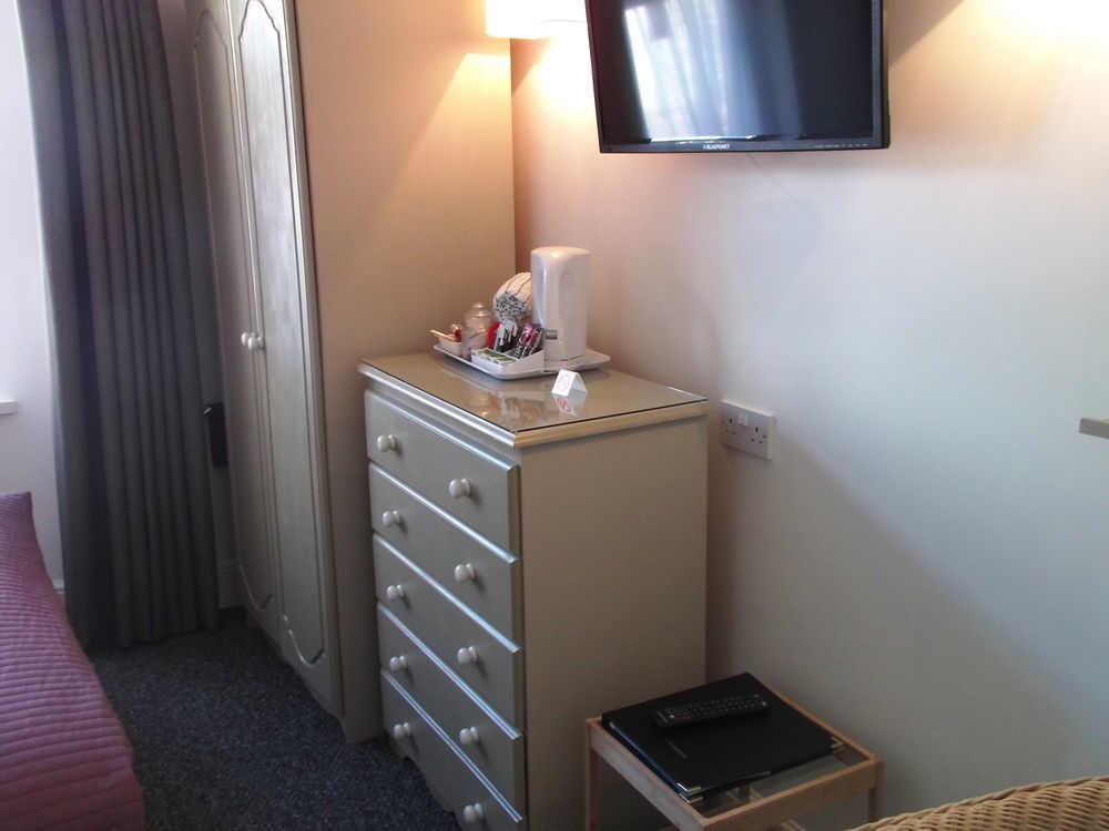 Guest house Westbrook
