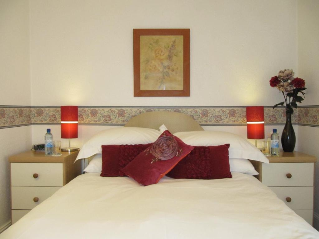 The Shirley Bed & Breakfast 4*