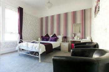 Harmony 4* Torquay
