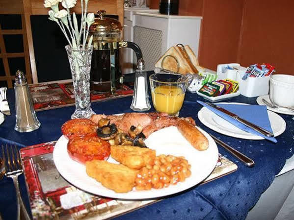 Guest house Exton House 4*