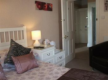 Abbeyfield Vintage Style Boutique