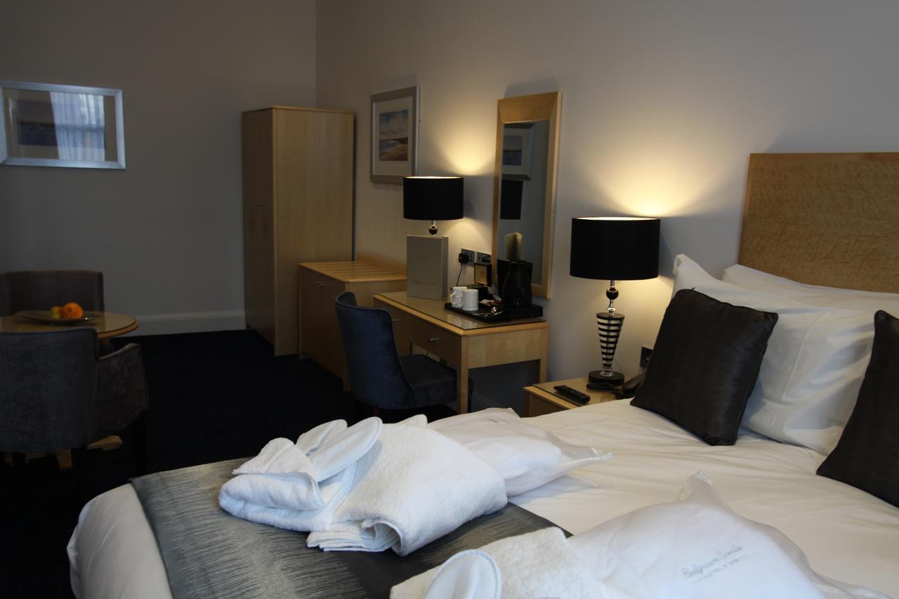 Hotel Belgrave Sands & 4*