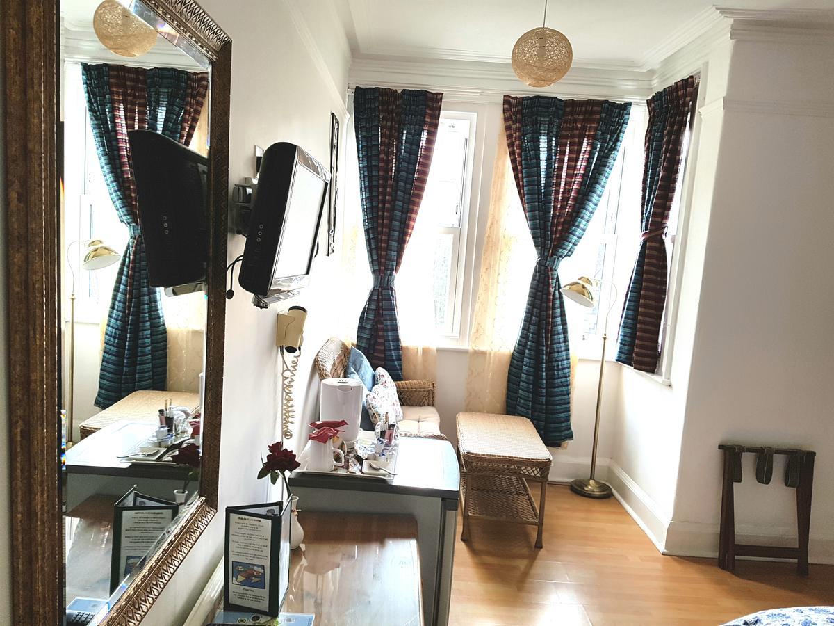 The Palms Guest house 3*