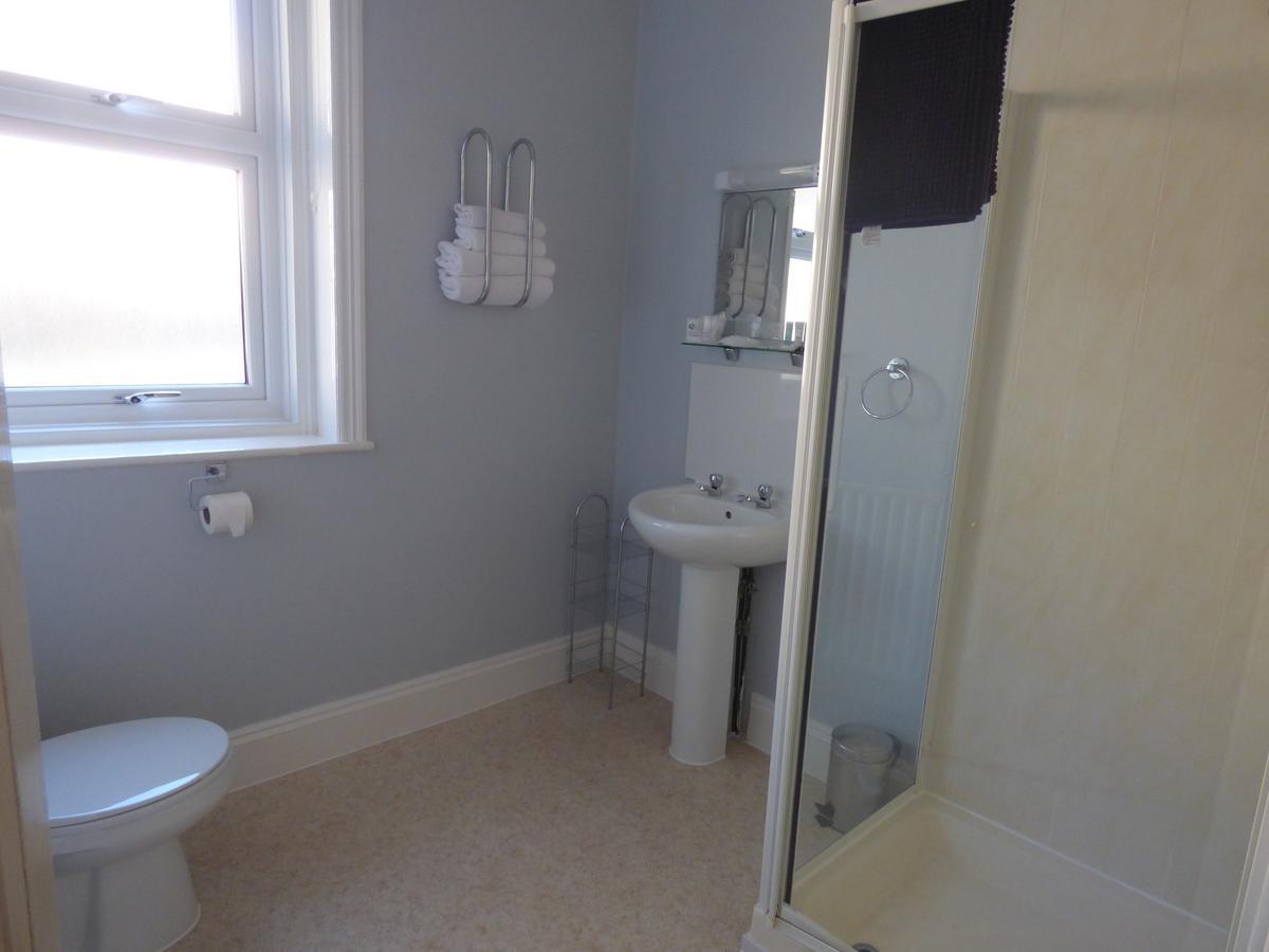 Coastal Waters 4*