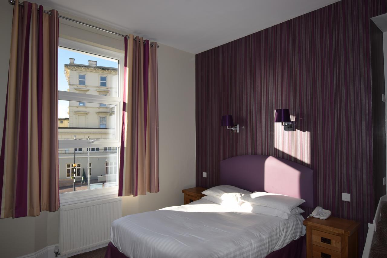 Hotel Riviera 3*