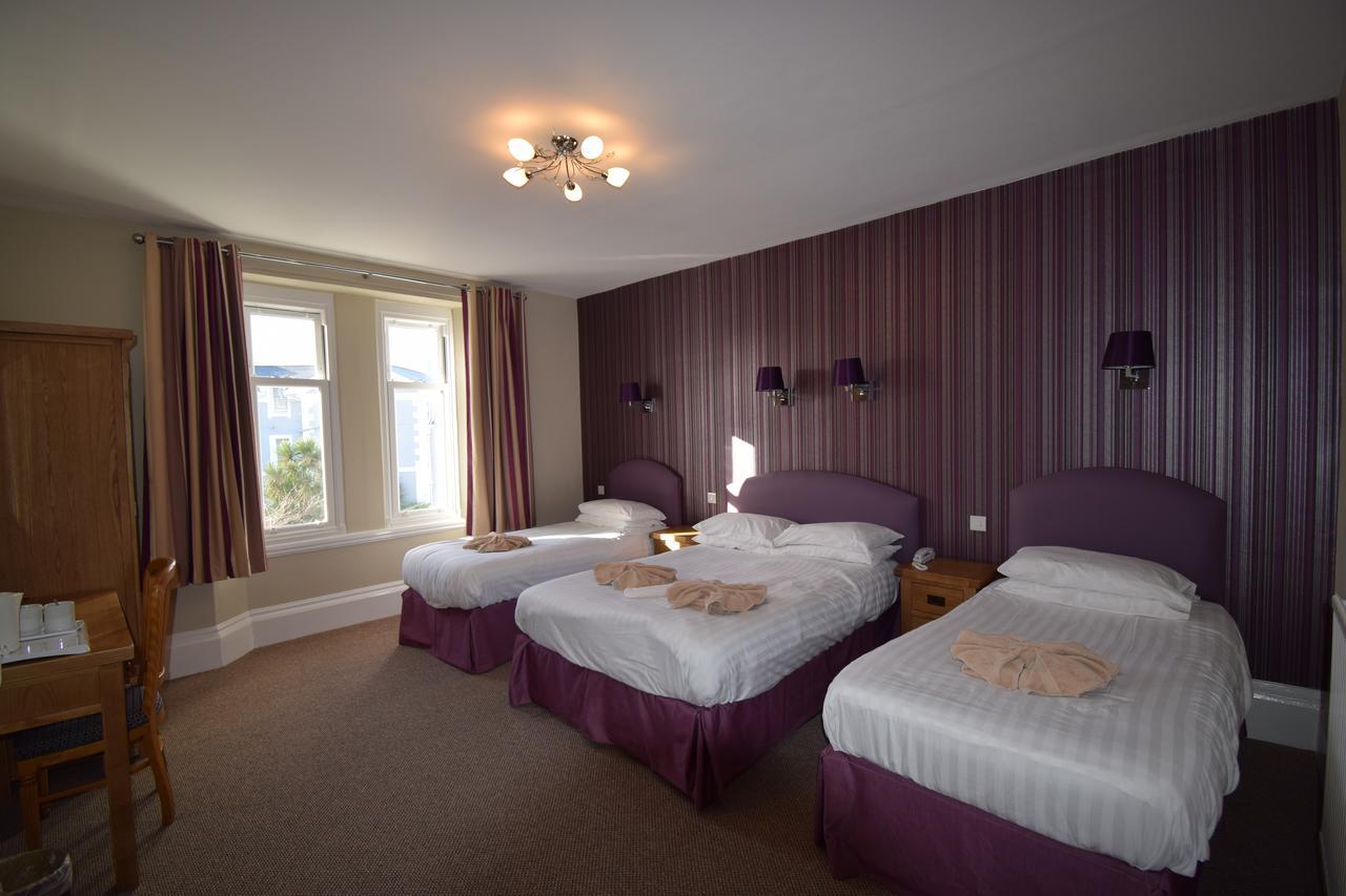 Riviera 3*