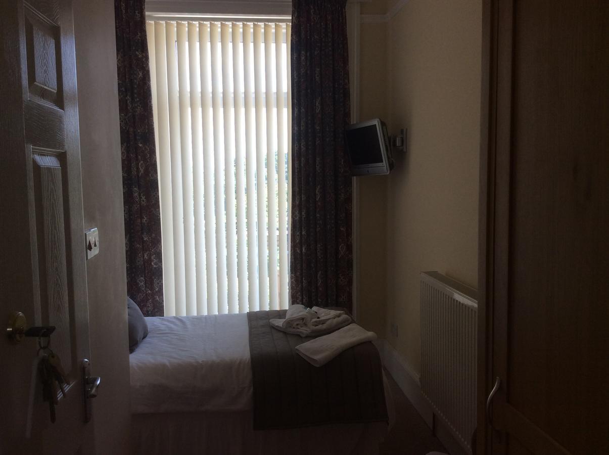 Coombe Court Torquay