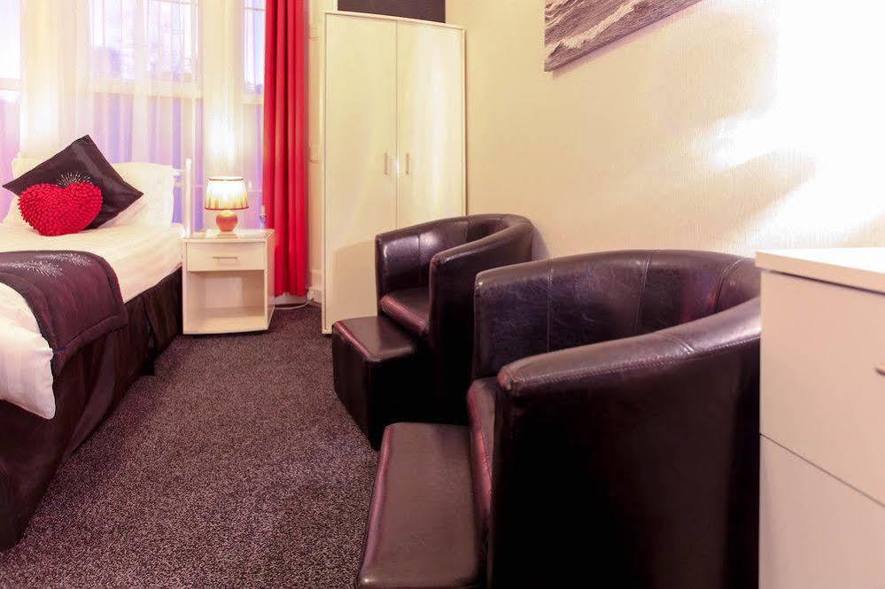 Harmony 4* Torquay