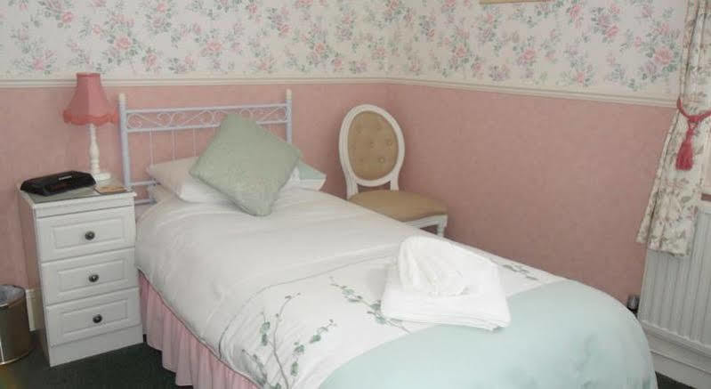 Crimdon Dene Guest house Torquay