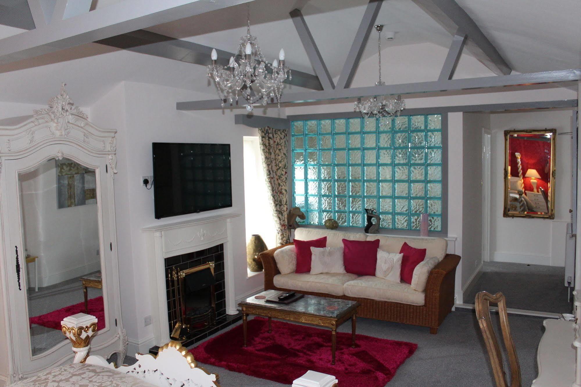 Bed & Breakfast The Albaston 5*