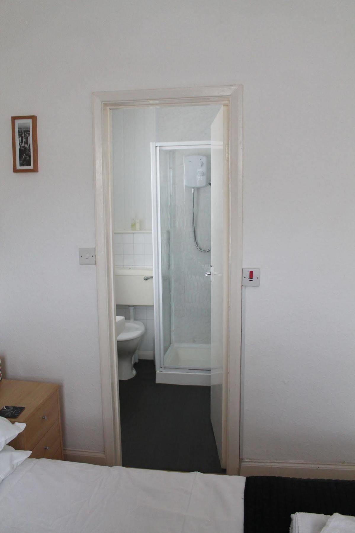 Heathcliff House Exclusively For Adults Free Large Carpark Guest house