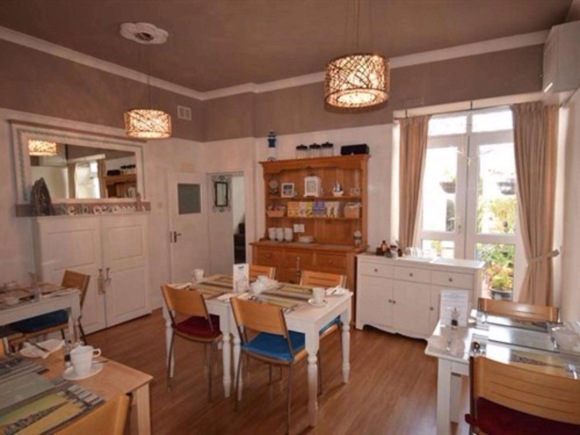 Guest house Seabreeze 4*