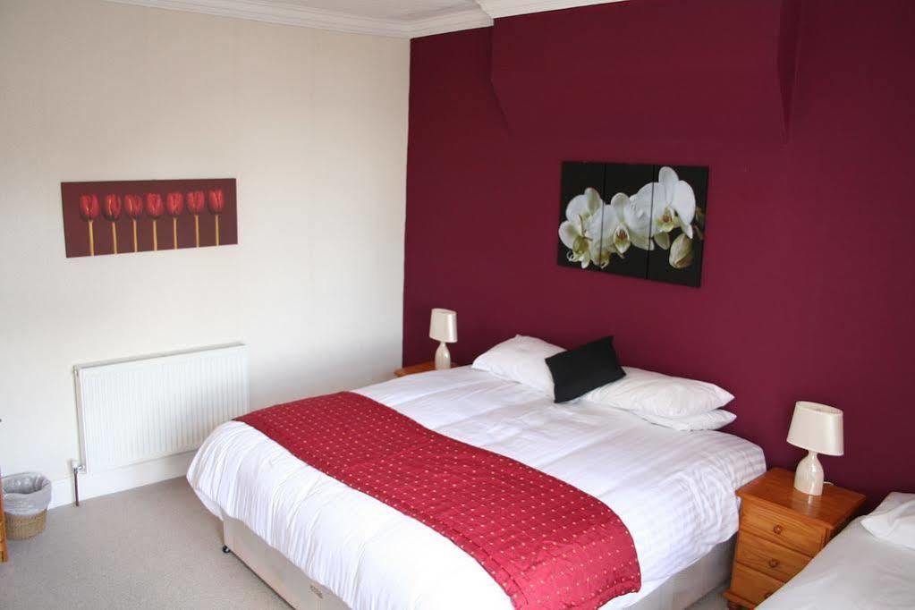 Yardley Manor 4*